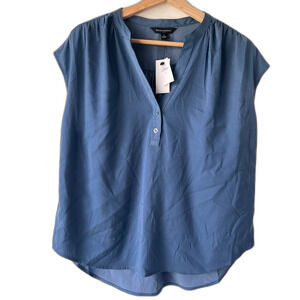 Women’s Top Banana Republic factory navy blue S.